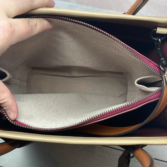 Coach Cashin Carry Tote 29 In Colorblock A13 - Picture 8 of 10